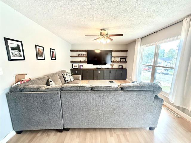 424 Lisa Lane