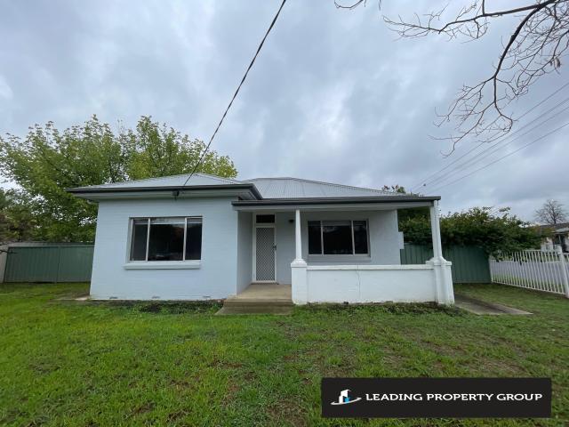 424 McDonald Road, LAVINGTON NSW 2641