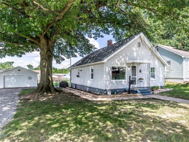 424 N Elm Avenue
