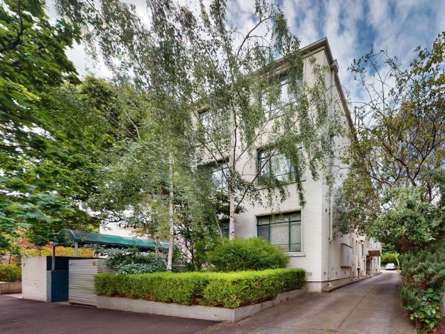 4/24 Tivoli Place, South Yarra VIC 3141 Apartment For Rent | Domain