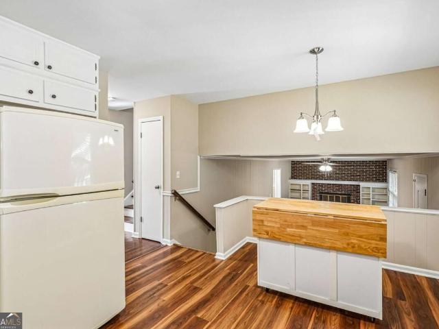 4254 Wheaton Lane