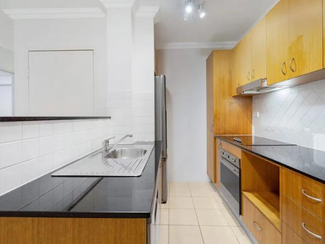 4/257 261 carrington road