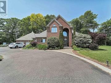 42580 Roberts Line, Central Elgin, ON, N0L 2L0 house for sale | Listing ID X13096 | Royal LePage