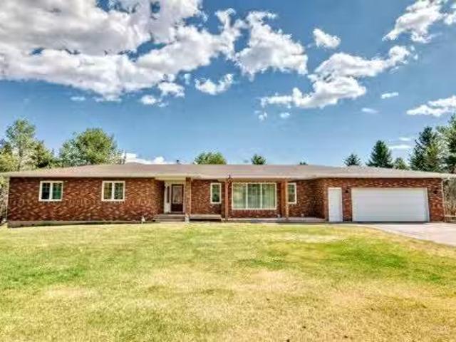 425021 Highway 20, Rural Ponoka County, AB, T0C 2J0 house fo.