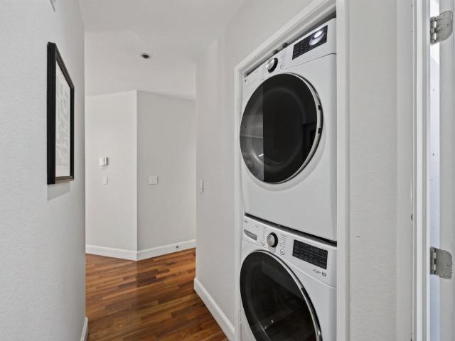 4250 El Camino Real B318