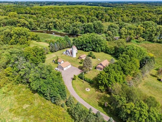 4250 35th St SW, Waverly, MN 55390