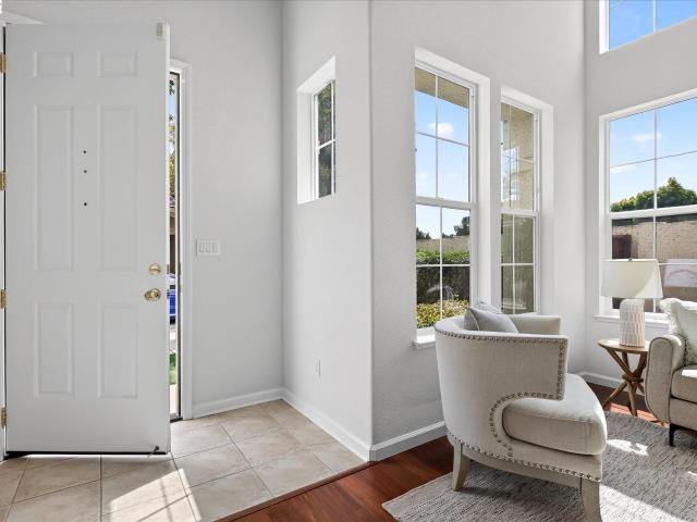 4252 Escudo Ct