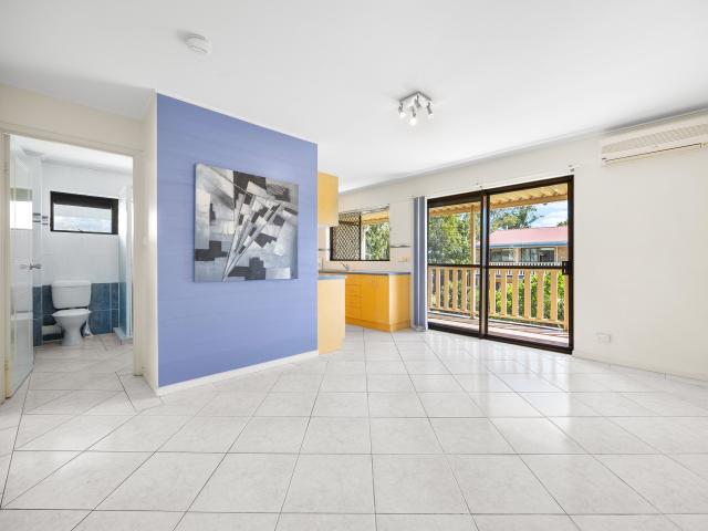 4/253 Auckland Street South Gladstone, QLD 4680