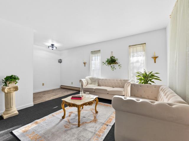 4253 W Rivers Edge Cir, Unit 24