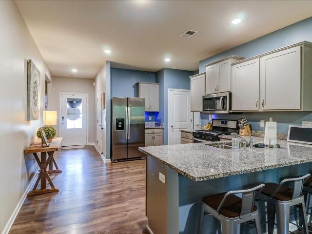 425 colonial heights dr