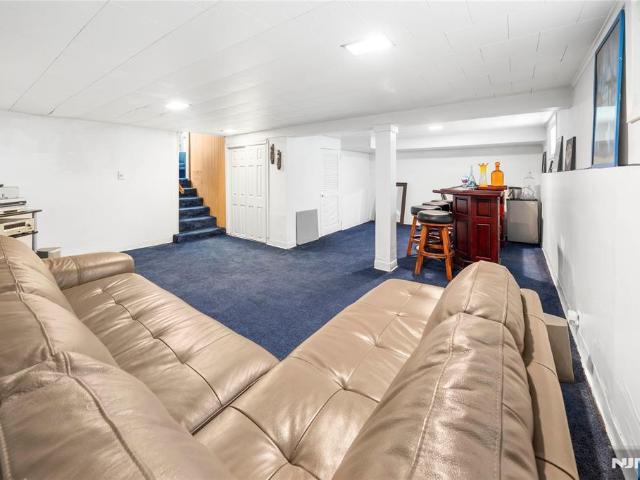 425 Adrianne Court