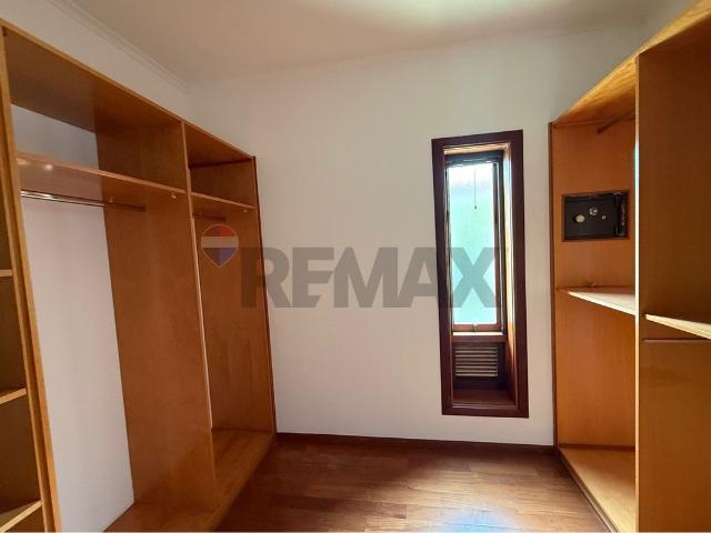 425 Área Útil Casa de Condomínio Alugar, 3 Dormitórios localizado em Rua Paiquere, 165 Shoping Jardim Paiquerê, Valinhos, São Paulo, 13271600 | Brasil