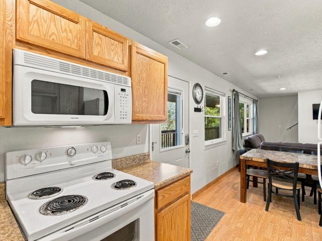425 Eagle Drive