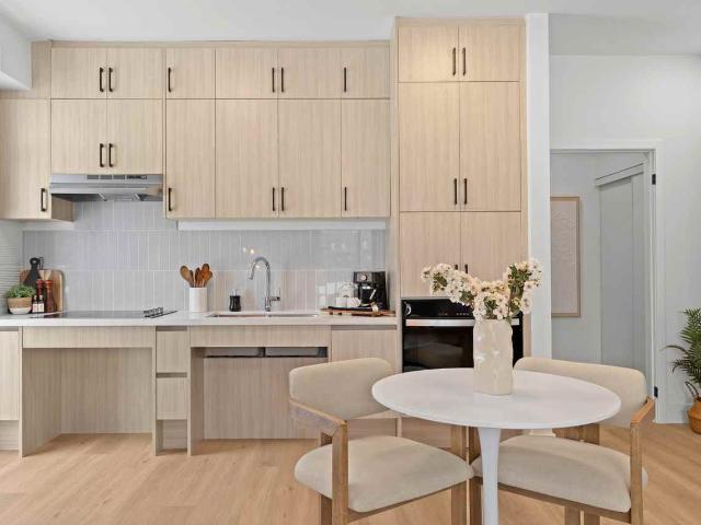 425 Fourth Street Studio Home for Rent at 425 Fourth St, Gananoque, ON K7G None