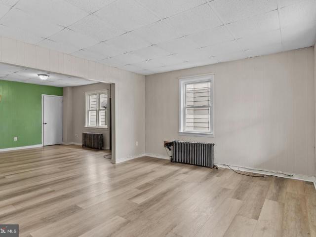 425 Fairview Ave