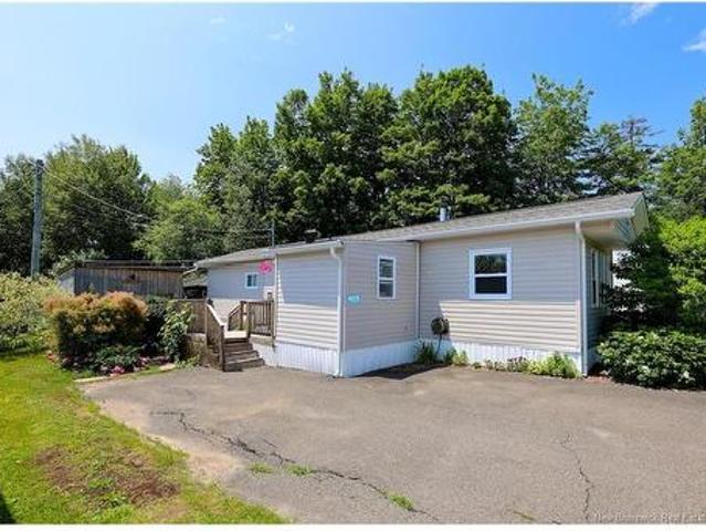 425 Kingsley Rd, Douglas, NB, E3G 6C3 house for sale | Listing ID NB143497 | Royal LePage