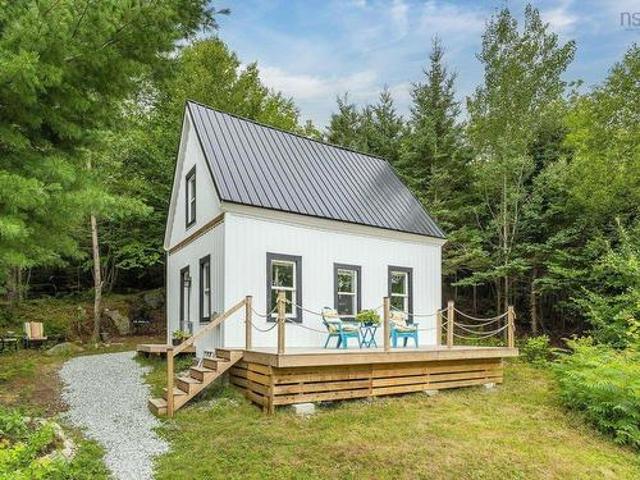 425 Highway 357, Musquodoboit Harbour, NS, B0J 2L0 house for sale | Listing ID 202618 | Royal LePage