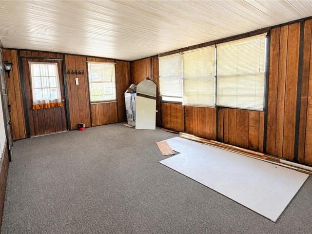 425 Oakwood Drive