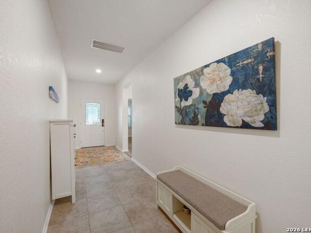 425 Landmark Fls