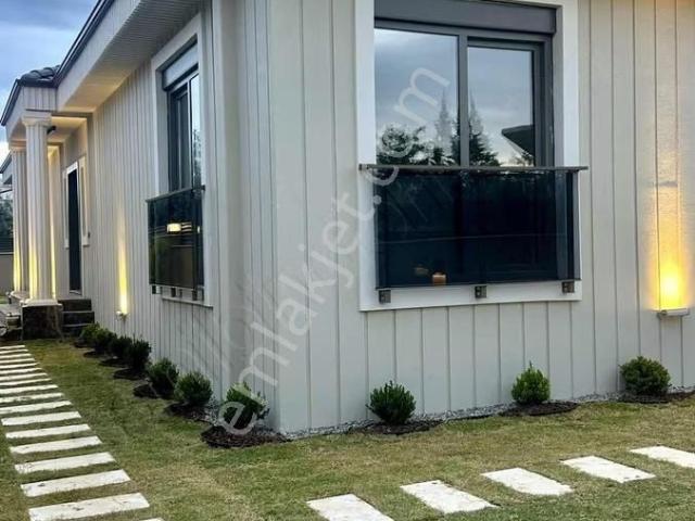 425 M2 Arsa İçinde 180 M2 3+1