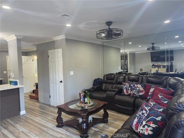 425 N Rockvale