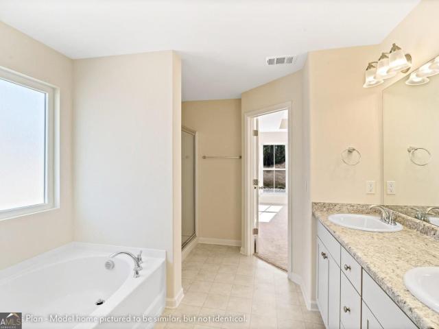 425 Northshore Drive