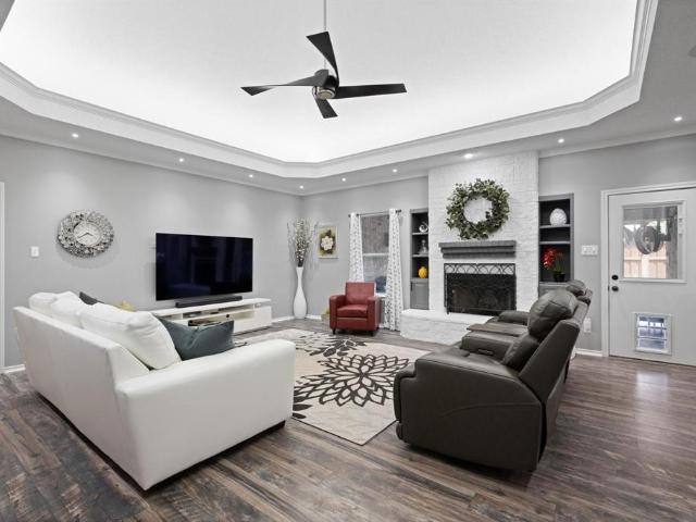 425 Sherwood Court