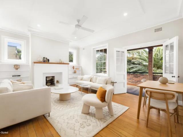4/25 sir thomas mitchell road, bondi