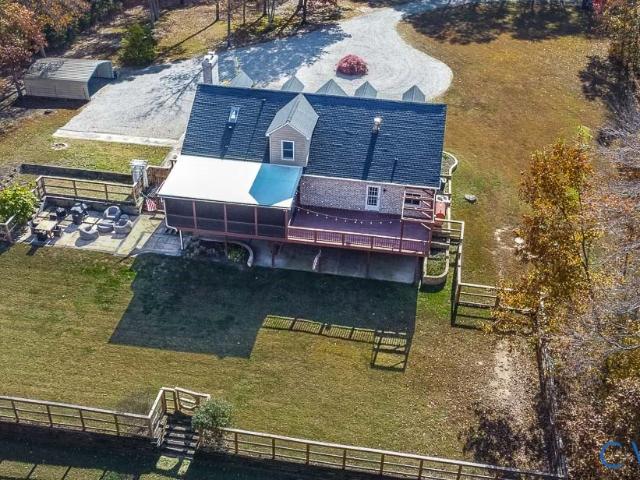 425 Starview Lane