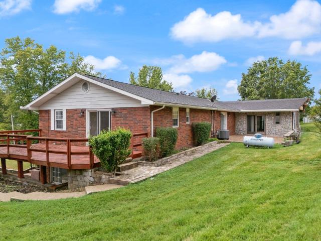 425 Parker Memorial Drive
