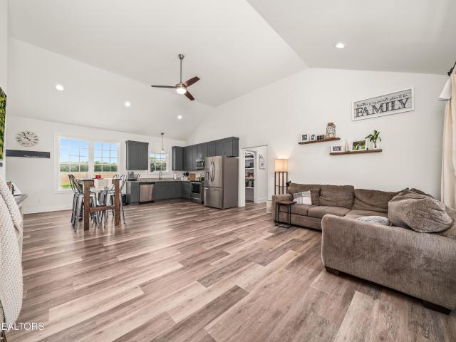 425 Royal Drive