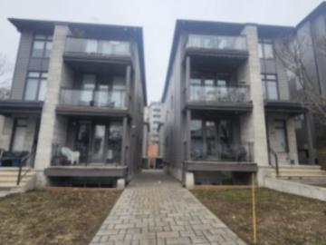 Ottawa, ON K2A 0J7 425 Ravenhill Avenue 4