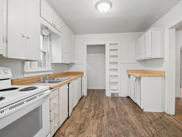 425 W Mulberry Street