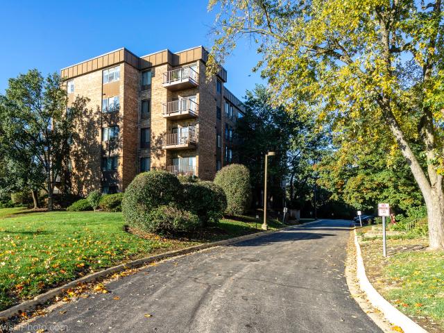 425 Walnut Creek Lane # 1305