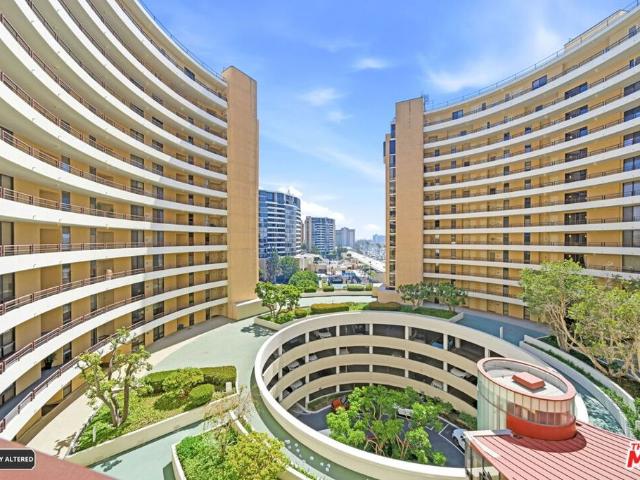4265 Marina City Drive 501