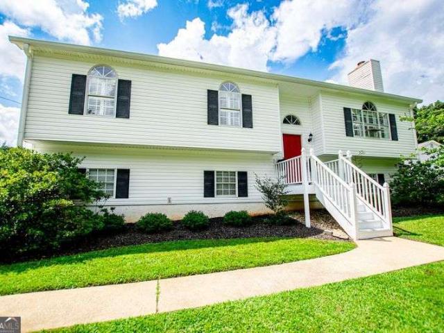 4265 E Chapel Hill Road
