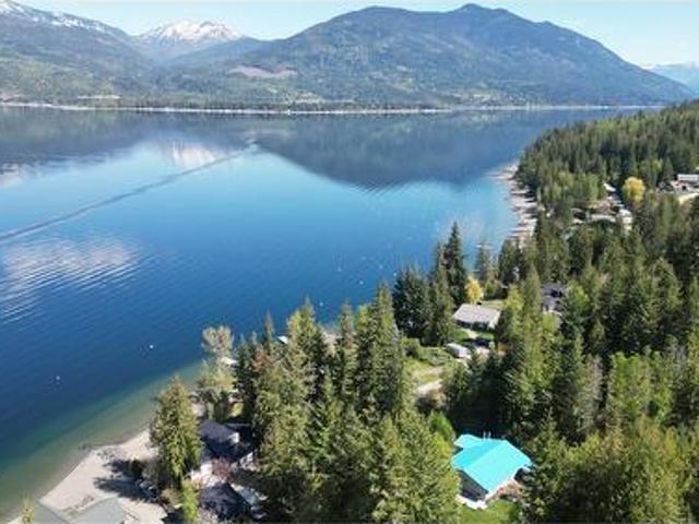 4265 Eagle Bay Road, Eagle Bay, BC, V0E 1T0 house for sale | Listing ID 10385 | Royal LePage