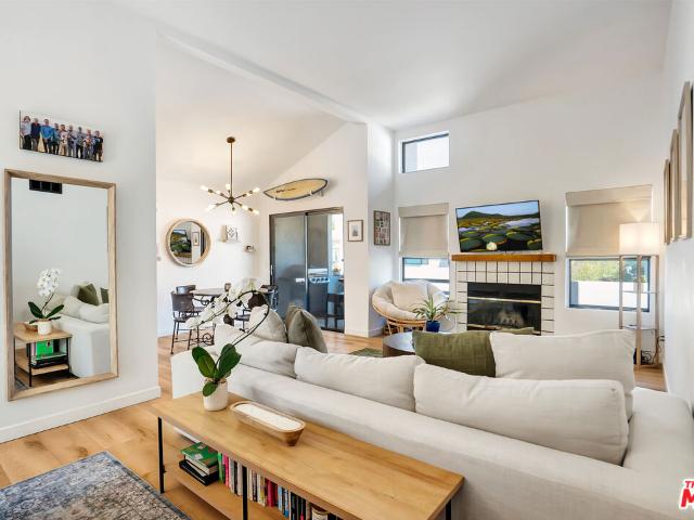 4267 Las Virgenes Rd, Unit 1, Calabasas, CA 91302 | MLS #26670