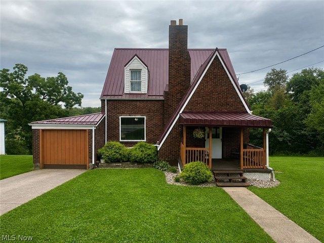 4260 Apple Pie Ridge Rd, Wellsburg, WV 26070