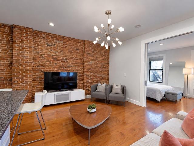 4260 Broadway, New York, NY
