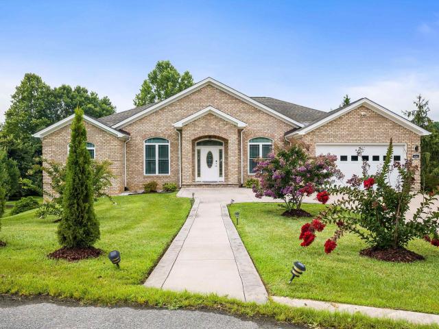 4261 Ajax Ct, Harrisonburg, VA 22801 | MLS #672210