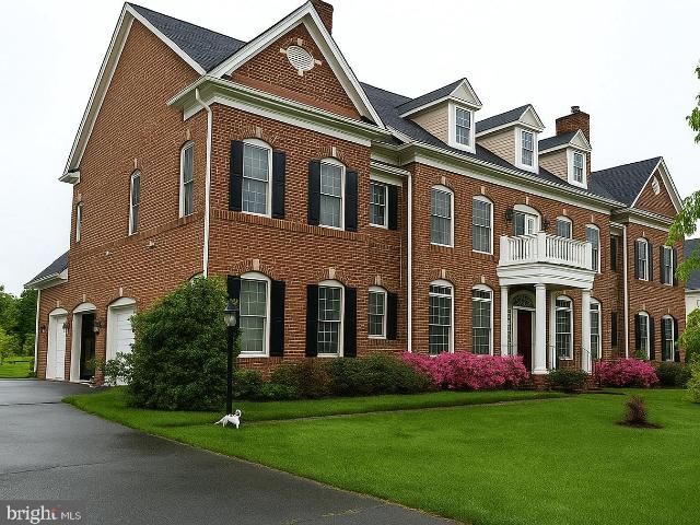 42623 Trappe Rock Ct, Ashburn, VA 20148 | MLS #VALO2126