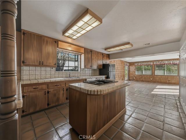 4262 Country Club