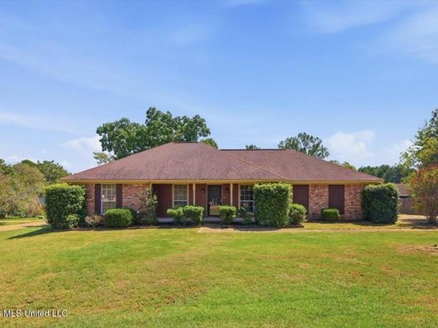 4263 Glennoak Cir, Byram, MS 39272