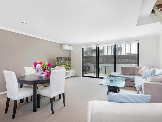 4/26 34 McElhone Street, Woolloomooloo NSW 2011 Apartment For Rent | Domain