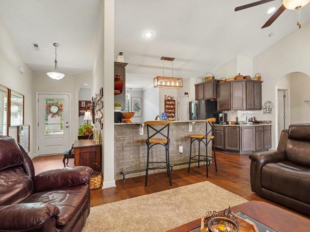426 Carrick Loop
