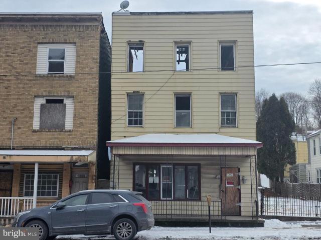 426 Centre Street