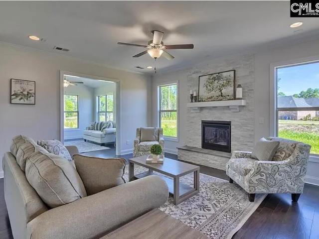 426 Club View Drive