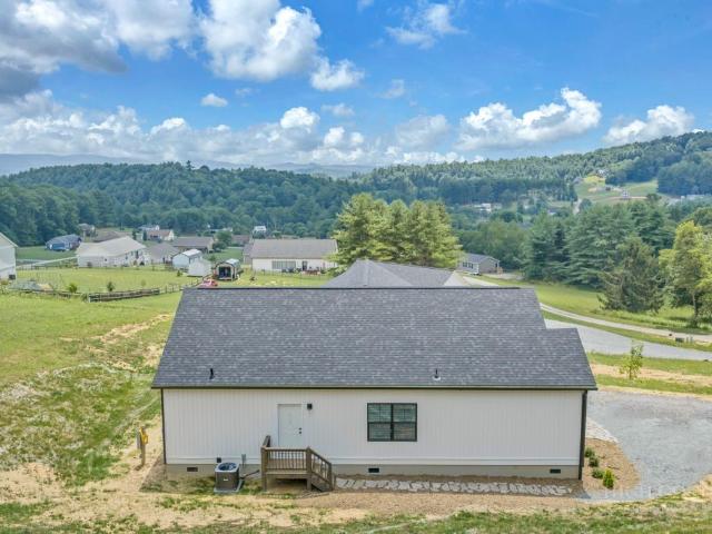 426 Fieldstone Way