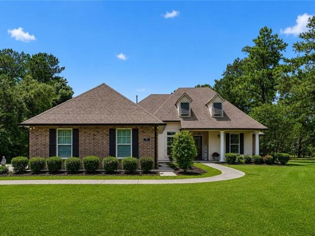 426 Long Lake Drive